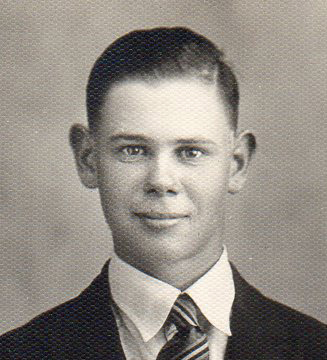 Photo of photos/Herbert McLennan b1910 crop
